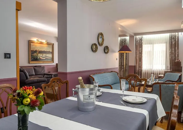 Pet Friendly In Krk Prázdninový dům Krk Town