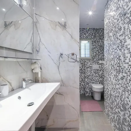 Dom wakacyjny Beautiful Home In Krk *