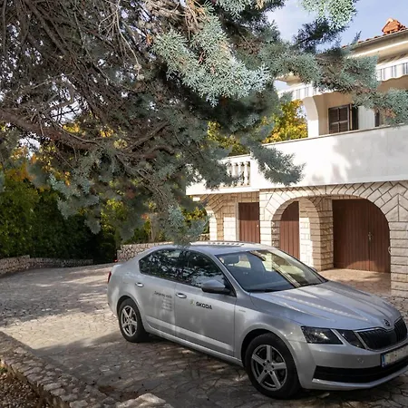 Beautiful Home In Krk Dom wakacyjny Krk Town